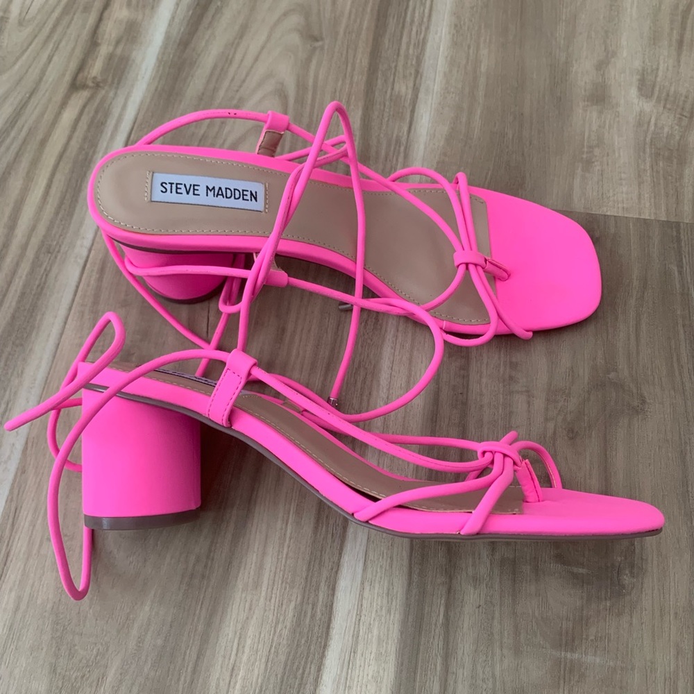 Steve Madden Pink Tie sandal - Picture 5 of 5
